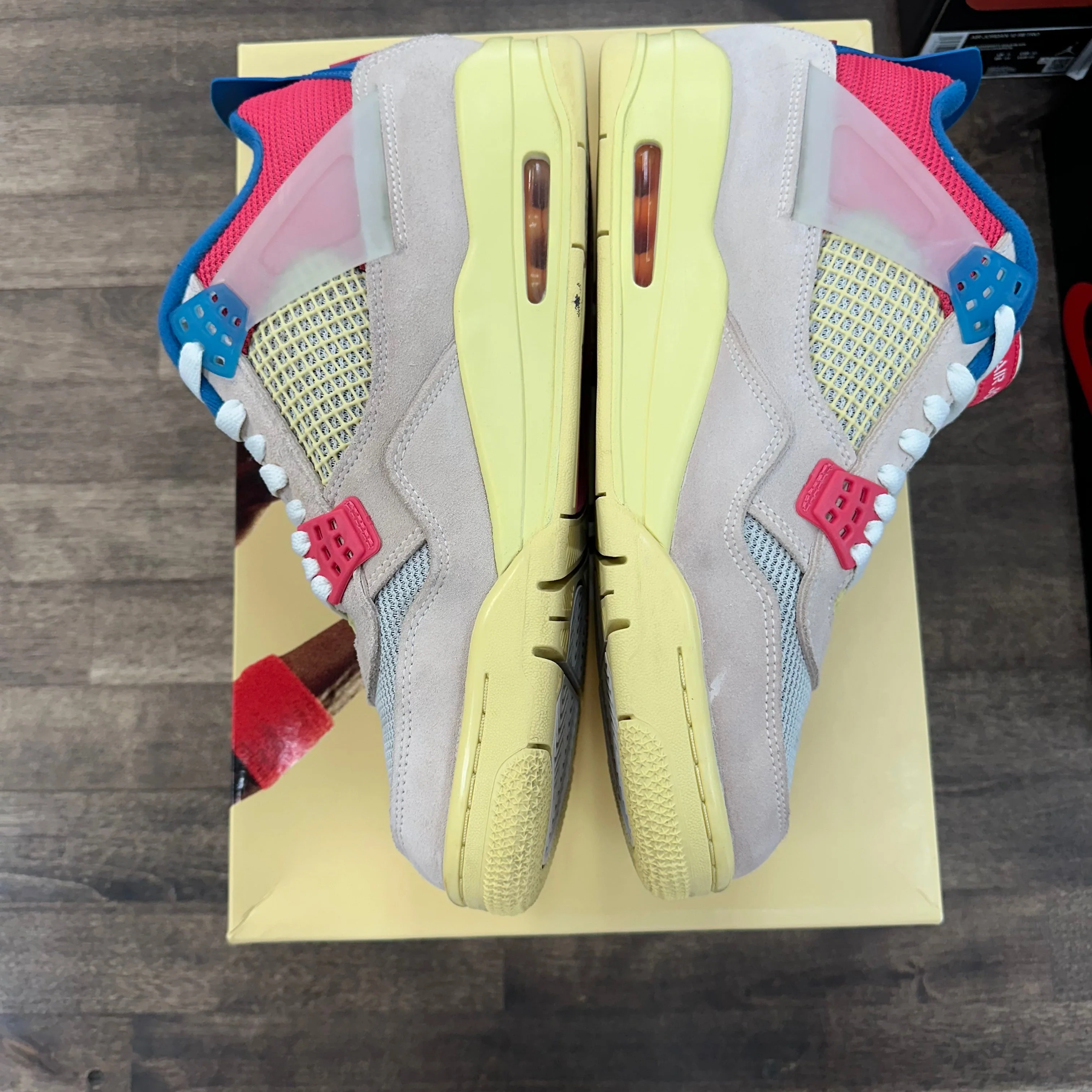 Guava Ice Union LA Jordan 4 SP (Used) - Image 2