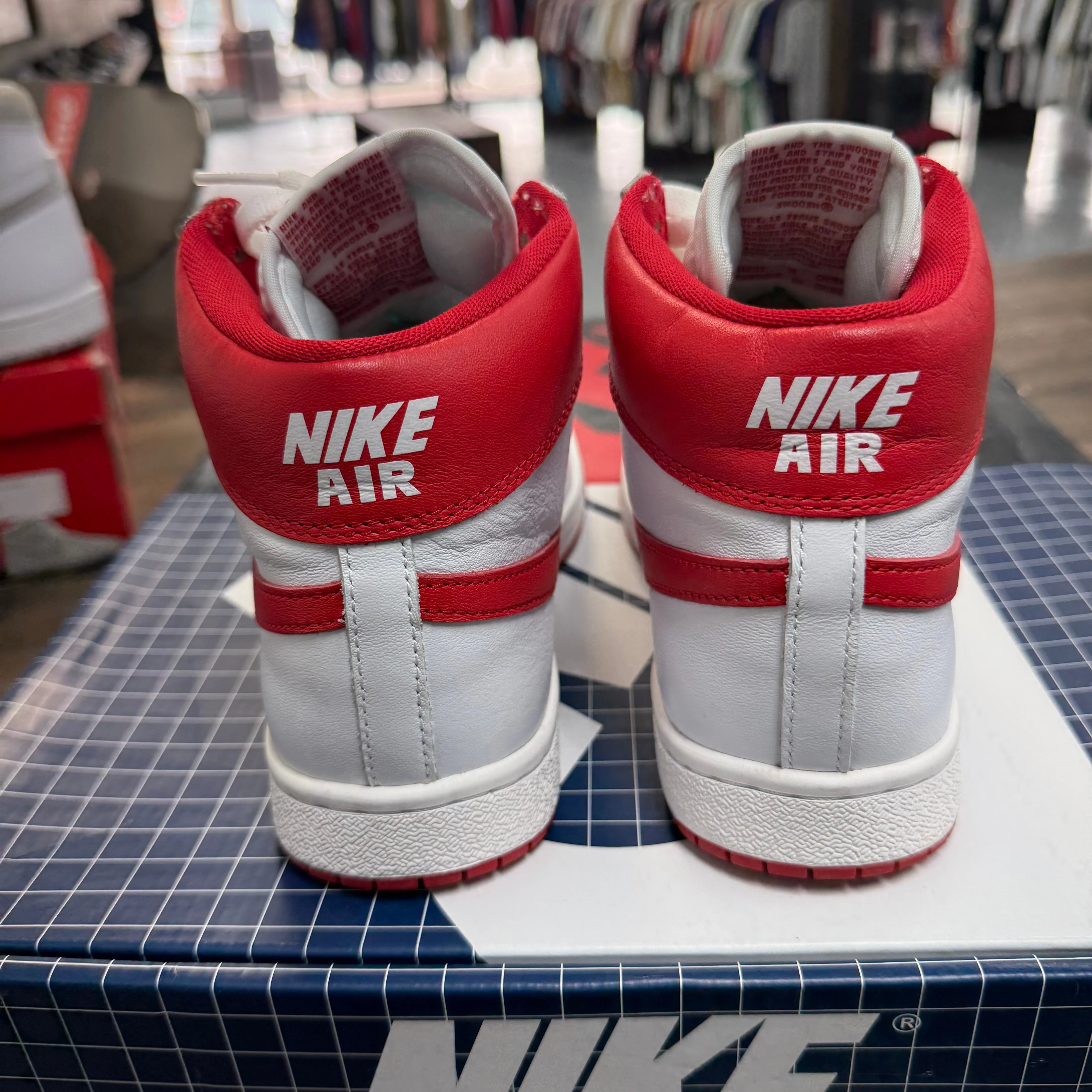 Jordan New Beginnings Pack Retro High 1 & Nike Air Ship (USED) - Image 5