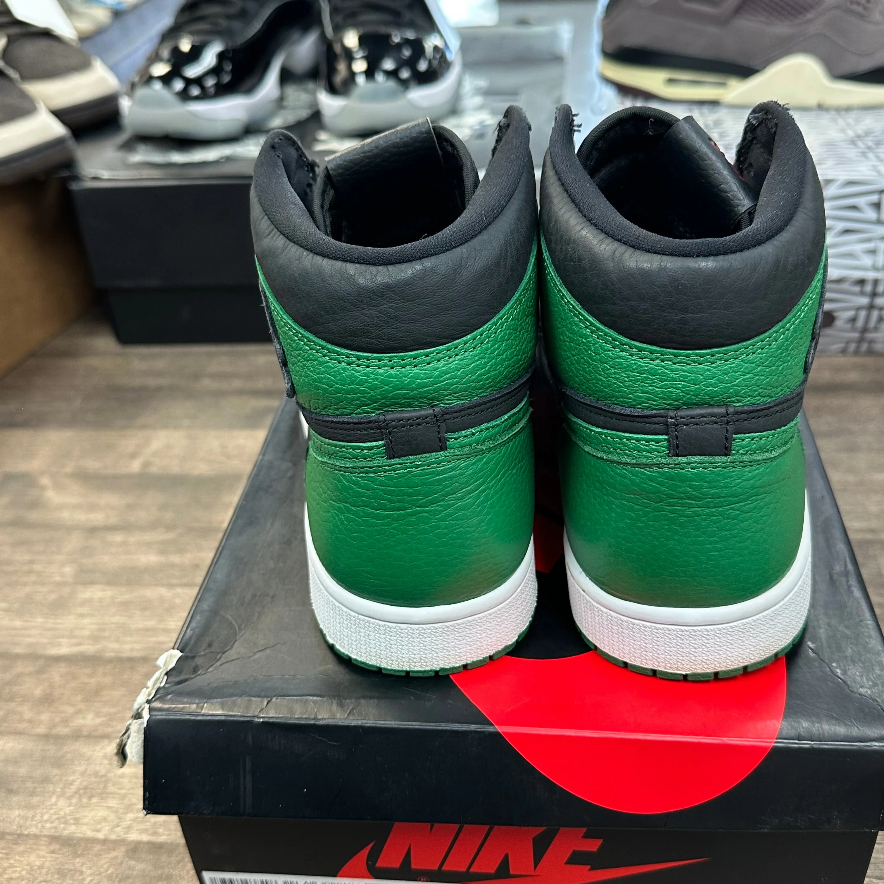 Pine Green Black Jordan 1 High (USED) - Image 3