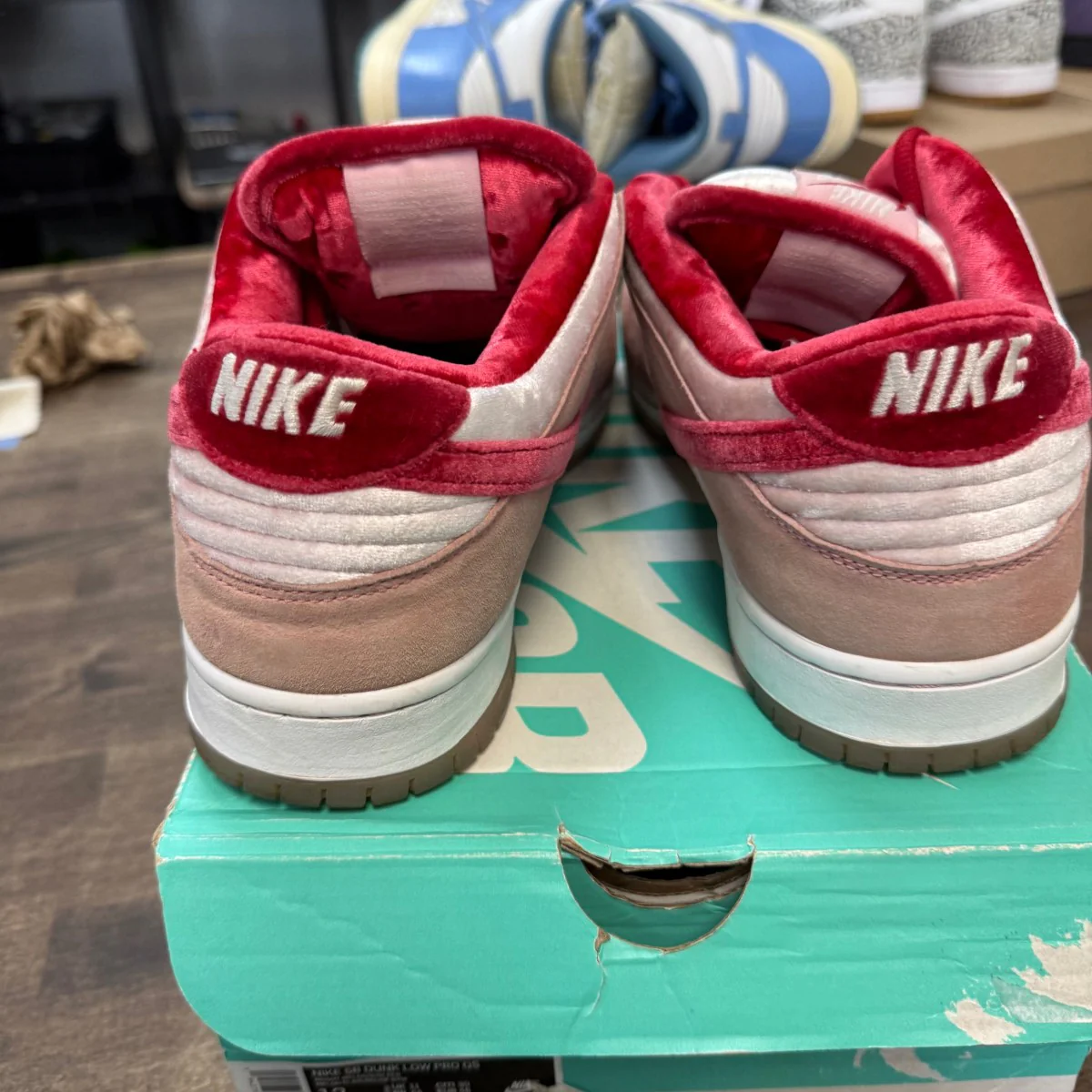 Nike SB Dunk Low StrangeLove Skateboards Size 12 (Pre-Owned) - Image 4