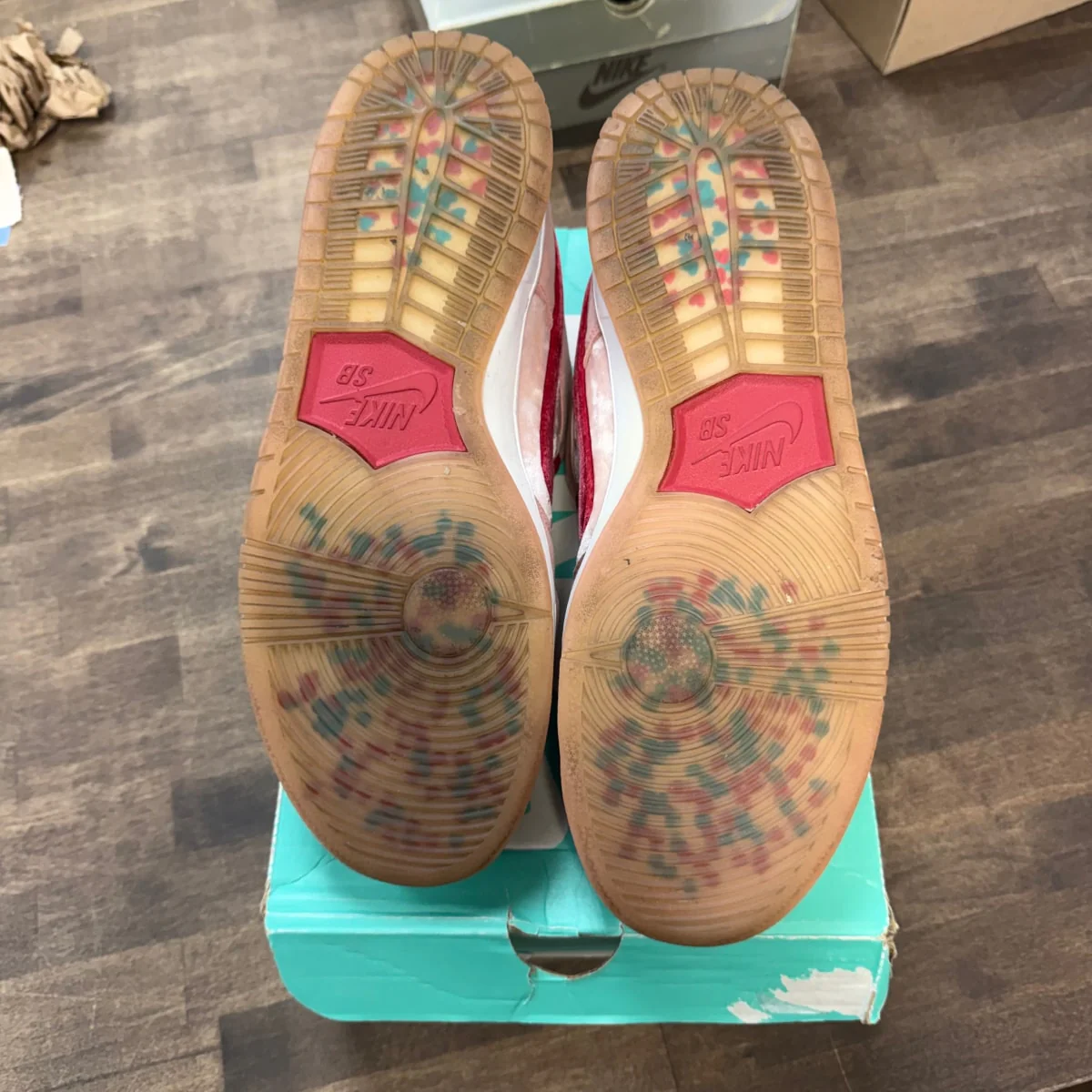 Nike SB Dunk Low StrangeLove Skateboards Size 12 (Pre-Owned) - Image 5